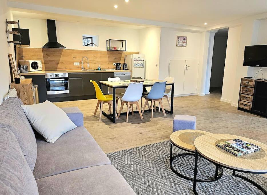Appartement De 80M² Plein Sud Entierement Renove La Plagne Luaran gambar
